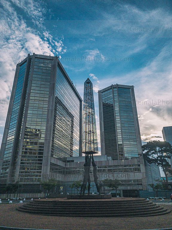 Centro financiero Zona 4