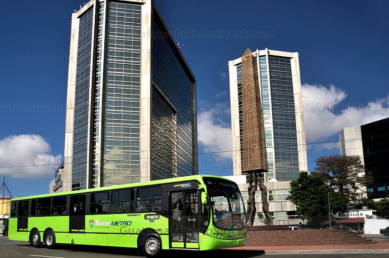 Torres del Centro Financiero y Transmetro