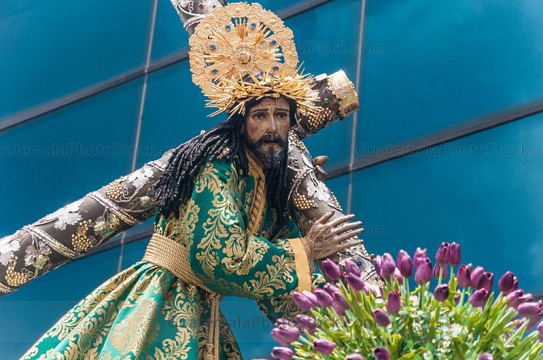 Consagrada imagen de Jesús Nazareno de La Merced