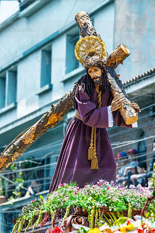 Consagrada imagen de Jesús Nazareno