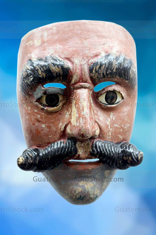 Mascara de madera