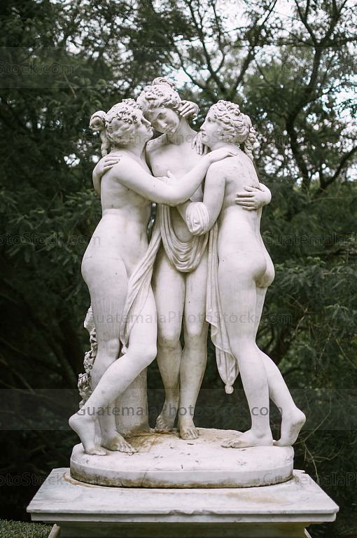 Estatuas en Santo Domingo del Cerro
