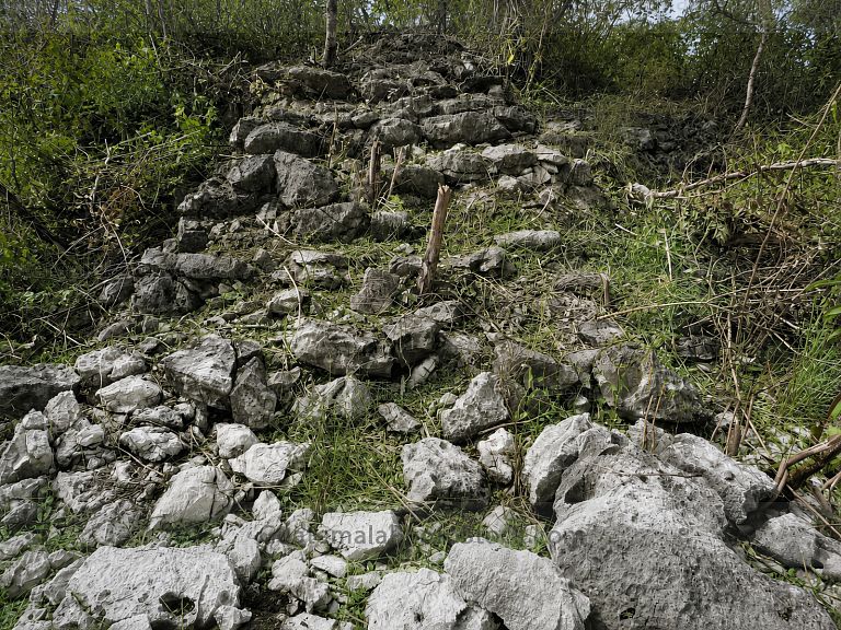Sitio Arqueológico Pueblo Viejo Quen Santo