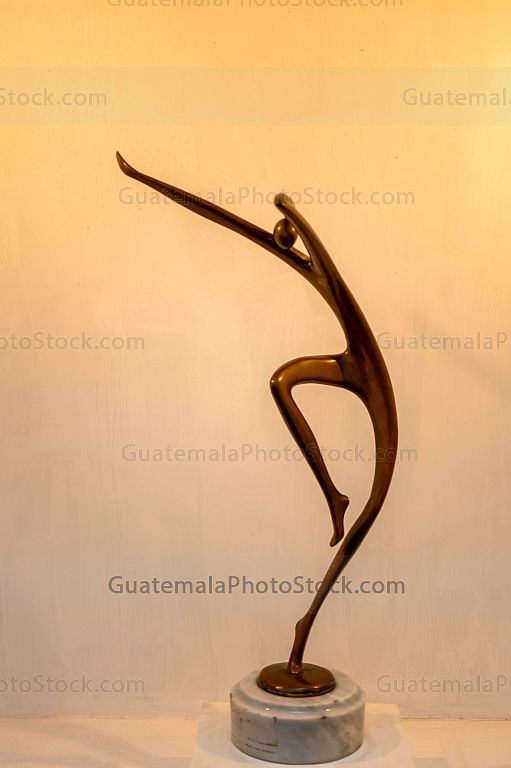 Obra Sin Titulo, Luis Carlos