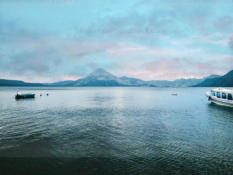 Lago de Atitlán, Sololá