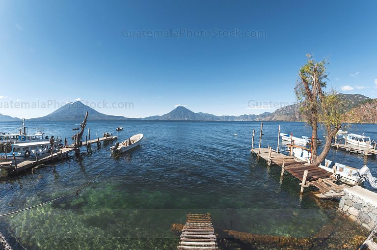 Lago de Atitlán playa publica de Panajachel