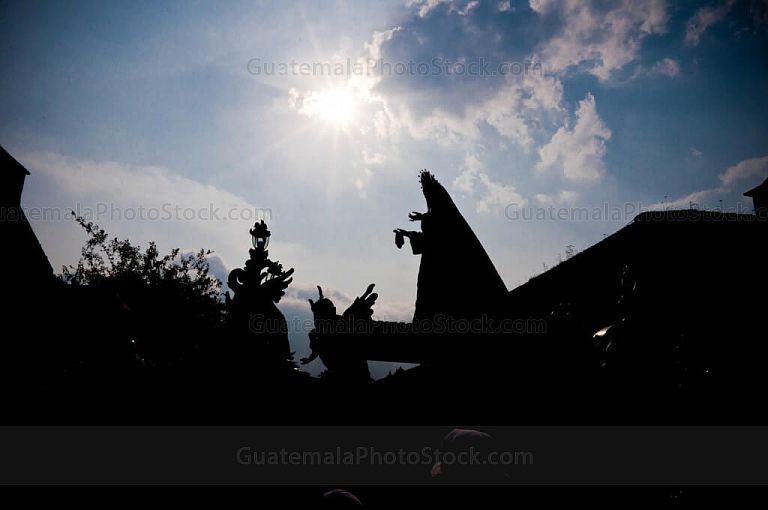 Silueta de la Virgen de Dolores