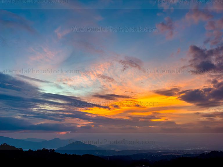 Paisaje al atardecer