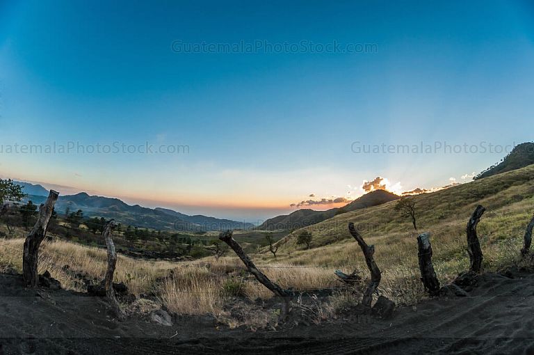 Atardecer en las faldas del Volcán de Pacaya