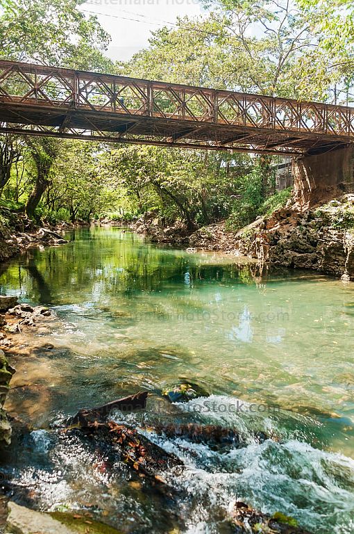 Río Candelaria, Raxhurha, Alta Verapaz
