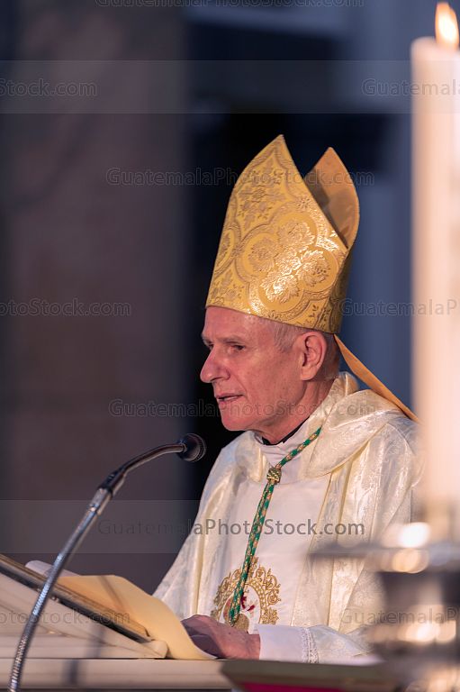 Primera Homilia de Monseñor Gonzalo de Villa y Vásquez, SJ. como Arzobispo
