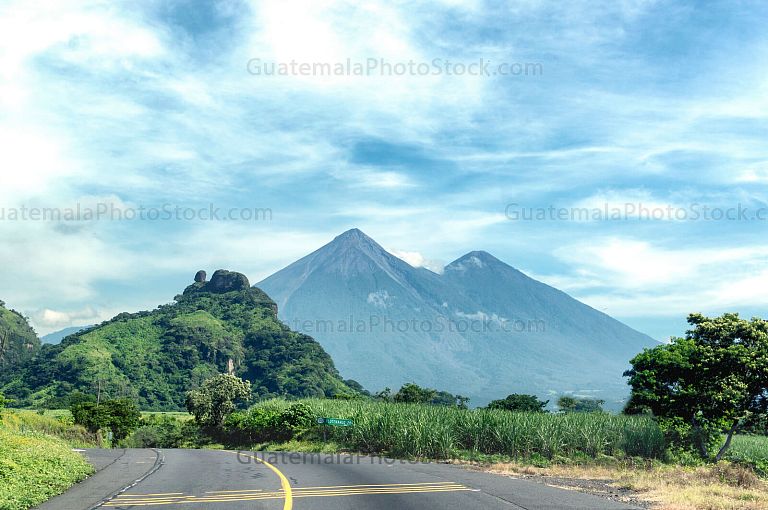 Ruta Nacional 16, Volcan de Fuego y Acatenango