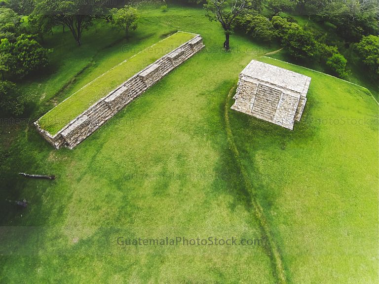 Ruinas de MIxco Viejo