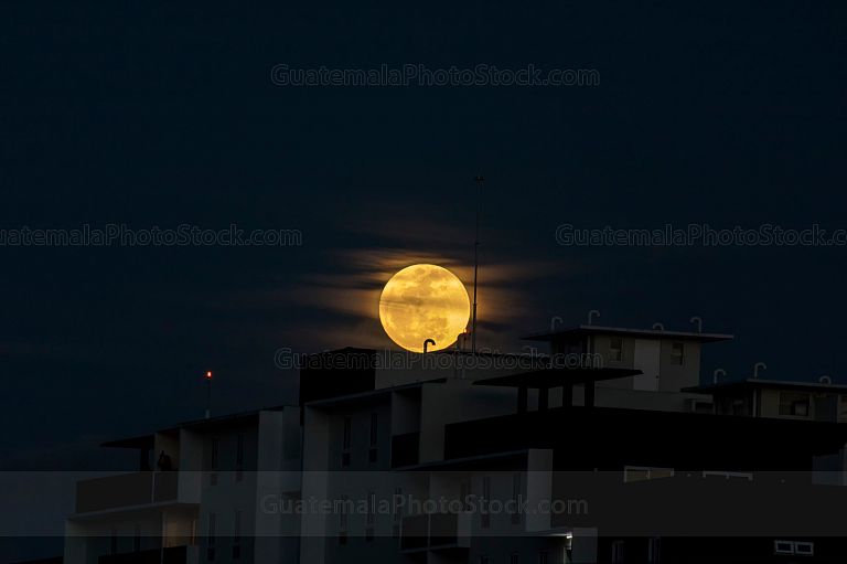 Primera luna llena 2018