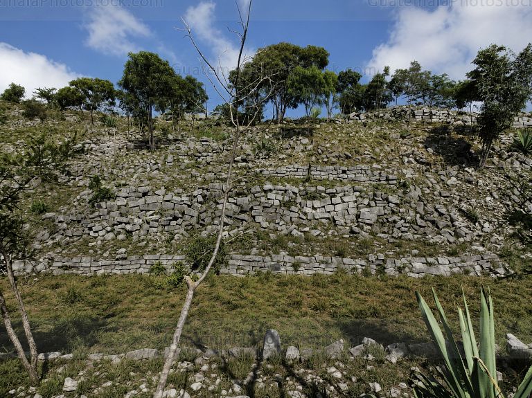 Sitio Arqueológico Pueblo Viejo Quen Santo