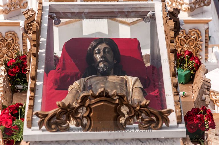 Consagrada Imagen del Cristo Yacente de El Calvario