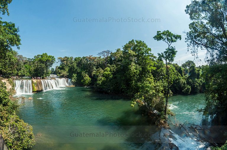 Río Chiyú Parque Ecológico Las Conchas