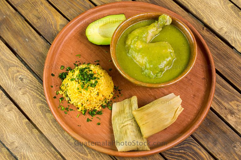 Pollo en jocón