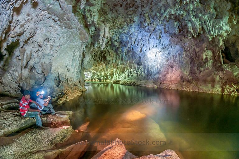 Complejo D, Cueva de la Danta o Tapir