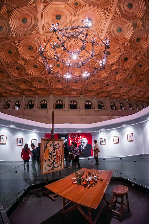 Interior del Museo de Arte Moderno