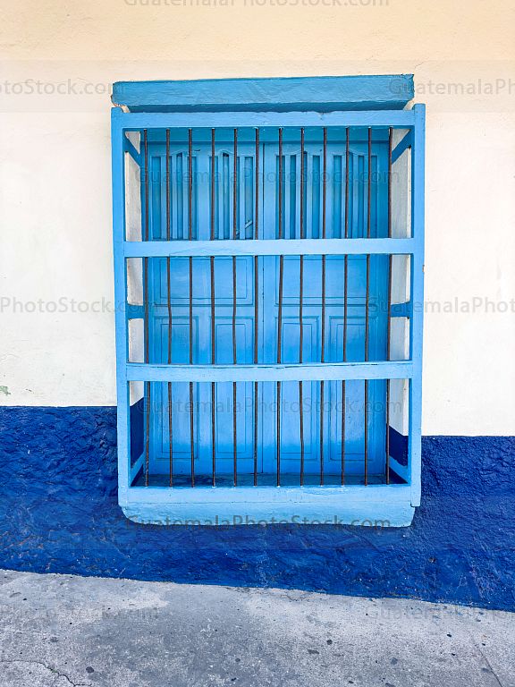 Ventana en la Isla de Flores