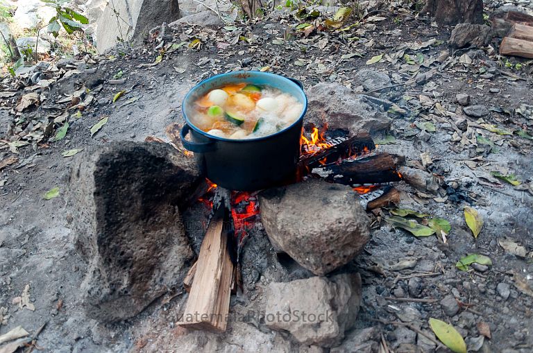 Caldo de mariscos