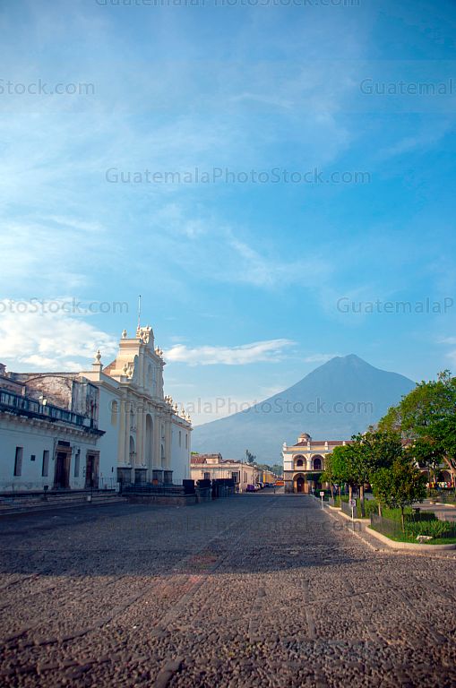 Plaza Central y Catedral de Antigua Guatemala