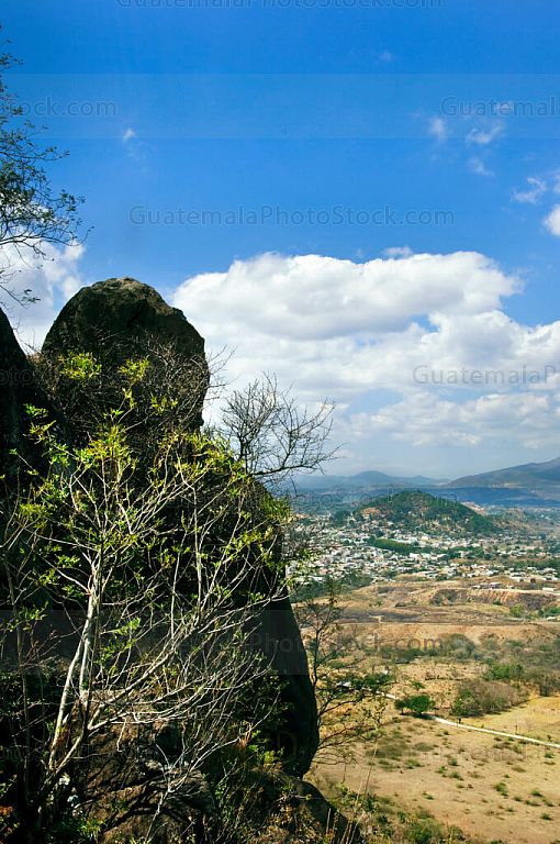 Vista hacia Jutiapa desde la cima del Volcán Culma