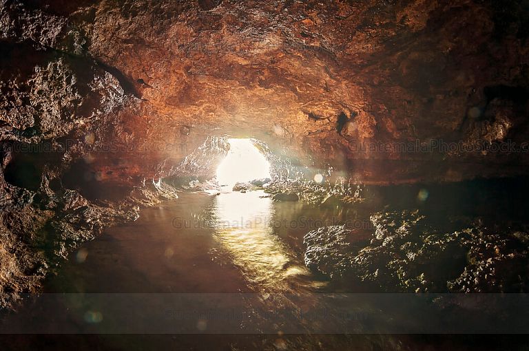 Cueva de Andá Mirá