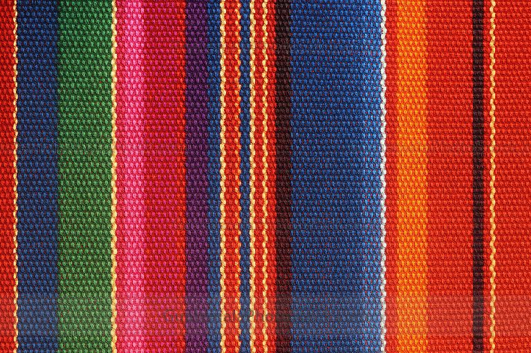 Textil tradicional multicolor