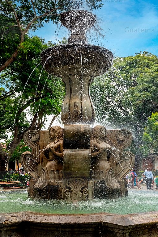 Fuente de las Sirenas, Plaza Central Antigua Guatemala