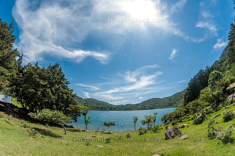Laguna en el Crater del Volcán de Ipala