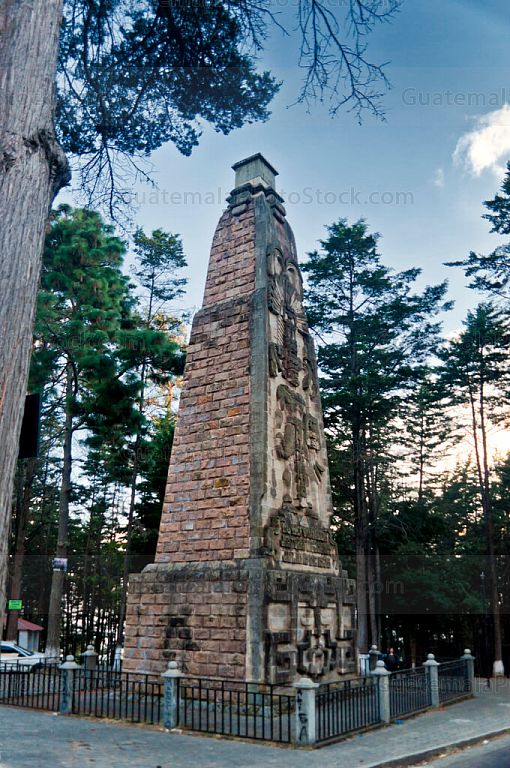 Monumento a barrios Cerro El Baul