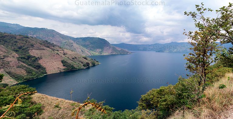 Laguna de Ayarza