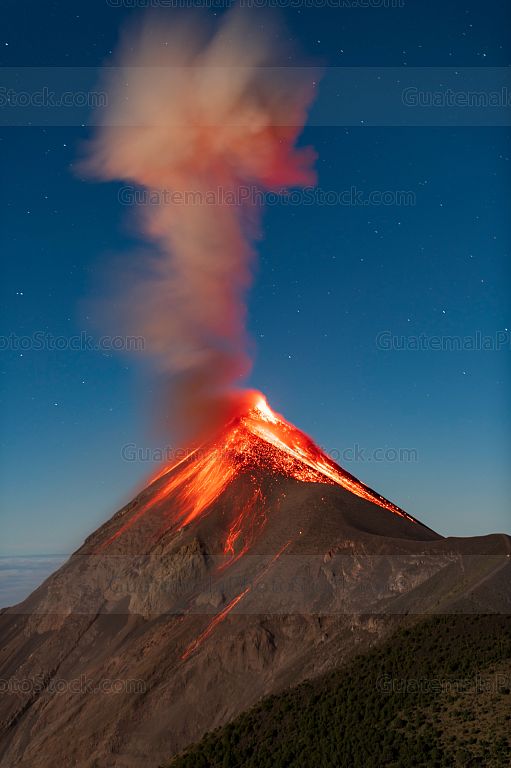 Erupción en el Volcán de Fuego