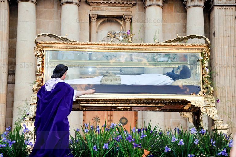 Señor Sepultado Cristo del Amor