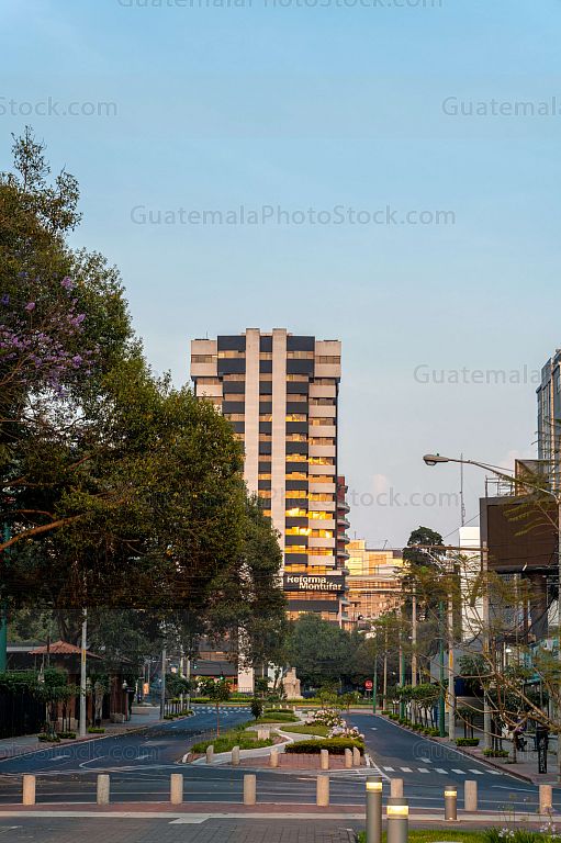 12 calle zona 9