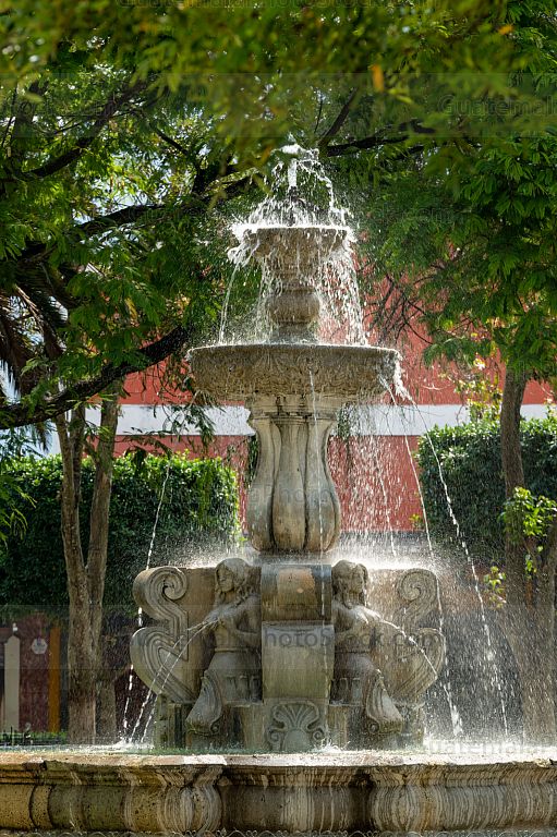 Fuente de las Sirenas, Parque Central, Antigua Guatemala
