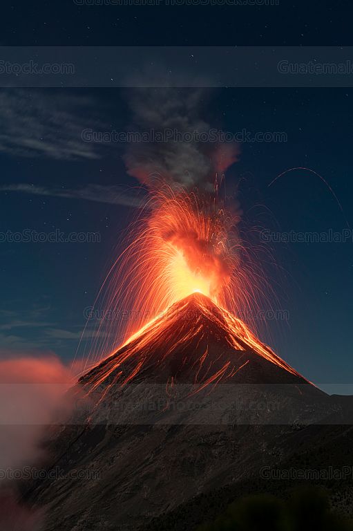Erupción en el Volcán de Fuego