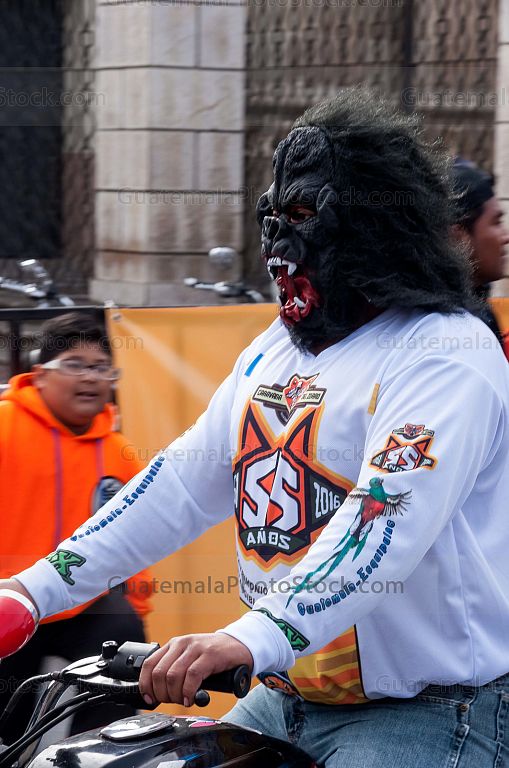 Participante en la Caravana del Zorro