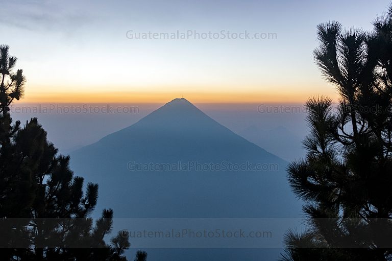 Amanecer desde el Volcán Acatenango