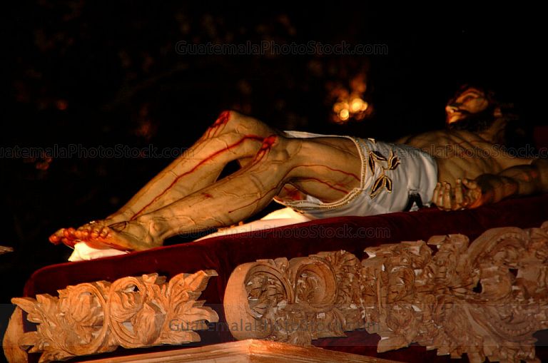 Venerada Imagen del Señor Sepultado