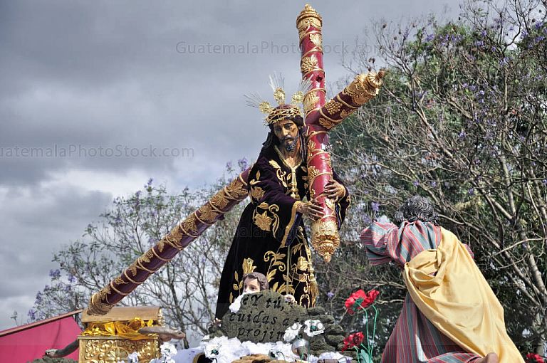 Jesús Nazareno de Las Tres Potencias