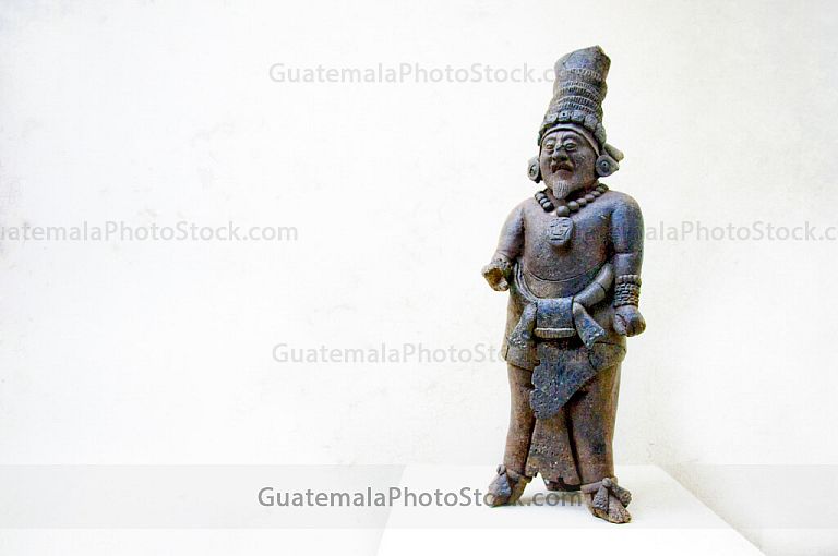 Figura antropomorfa