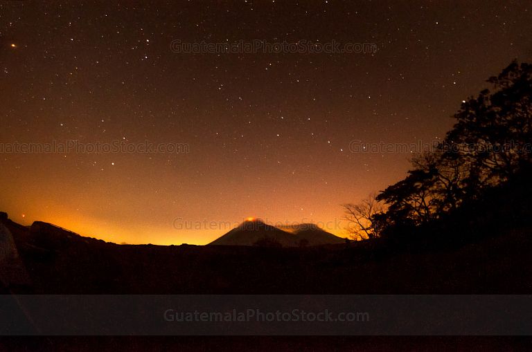 Paisaje entre estrellas