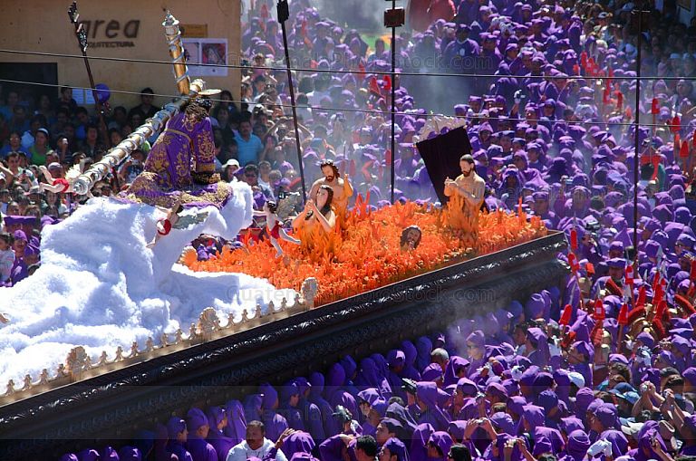 Procesión del Jesús Nazareno de la Caida
