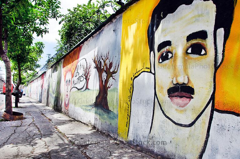Graffiti en el centro historico