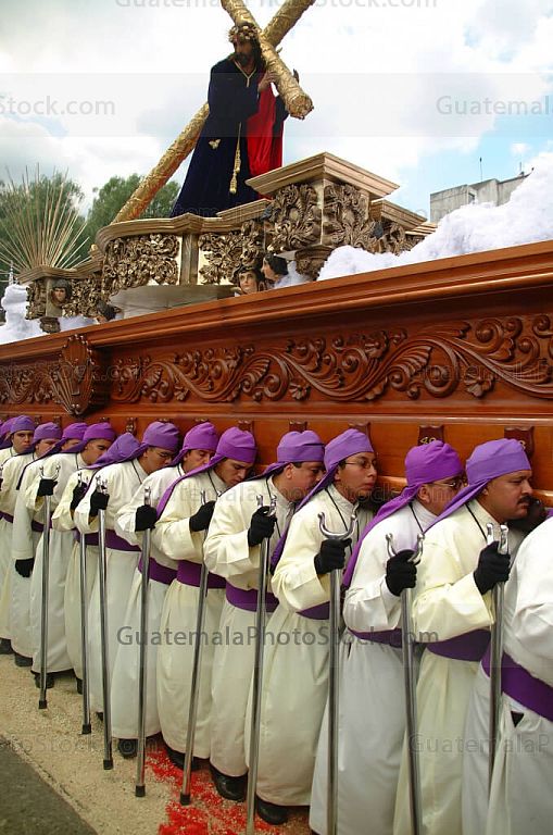 Procesión de la Consagrada Imagen de Jesús Nazareno del Consuelo