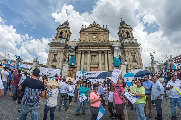 Protesta pacífica #27A