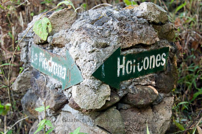 Señalización en Volcán Suchitán